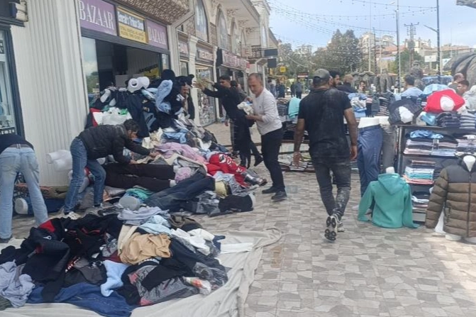 İş merkezinde yangın paniği