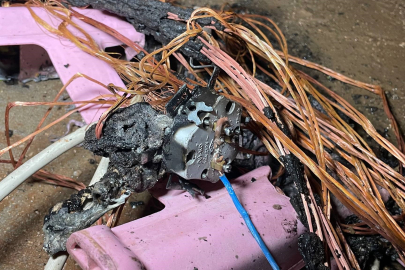 Apartmanın Garajında Çıkan Yangın Panik Yarattı