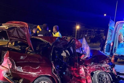 Otobüs ile Otomobil Çarpıştı: 1 Ölü