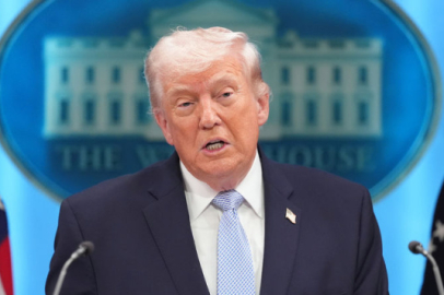 Trump: "İran'ın Hürmüz Boğazı'nı açma şartıyla saldırıları iki hafta boyunca askıya almayı kabul ediyorum"