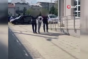 Bursa'da hapis cezası bulunan şahıs uyuşturucu ve silahla yakalandı