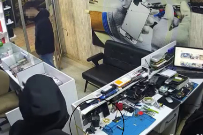 Telefon Hırsızı Kameralara Yakalandı