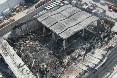 Sincan'da yangında küle dönen fabrikanın son hali dronla görüntülendi