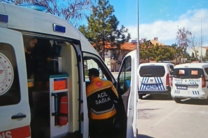 Yolun Karşısına Geçmek İsterken Otomobil Çarptı