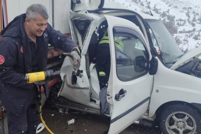 Erzurum'da Korkunç Kaza: 2 Ölü 3 Yaralı