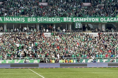 Ankara Demirspor - Bursaspor maçı öncesi tribünde kavga çıktı