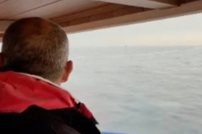 Türk balıkçı teknesini taciz eden Yunan Sahil Güvenlik, Türk Sahil Güvenlik botu gelince bölgeden uzaklaştı