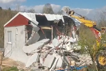 İnegöl'de 142 kaçak yapı yerle bir edildi