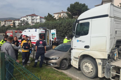 Önüne kattığı otomobili sürükledi