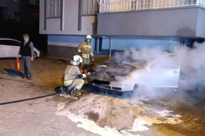 Otomobil Alev Topuna Döndü