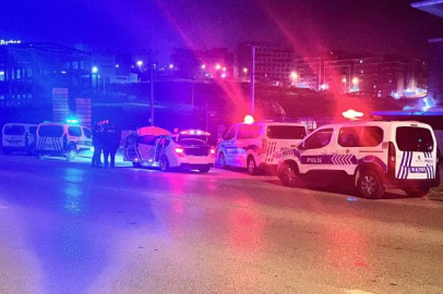 Bursa'da gece yarısı hesaplaşma, aracın önünü kesip ateş açtı