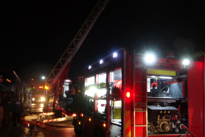 Konya'da İşyeri Alevlere Teslim Oldu