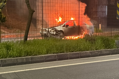 Kaza Yapan Otomobil Alev Alev Yandı
