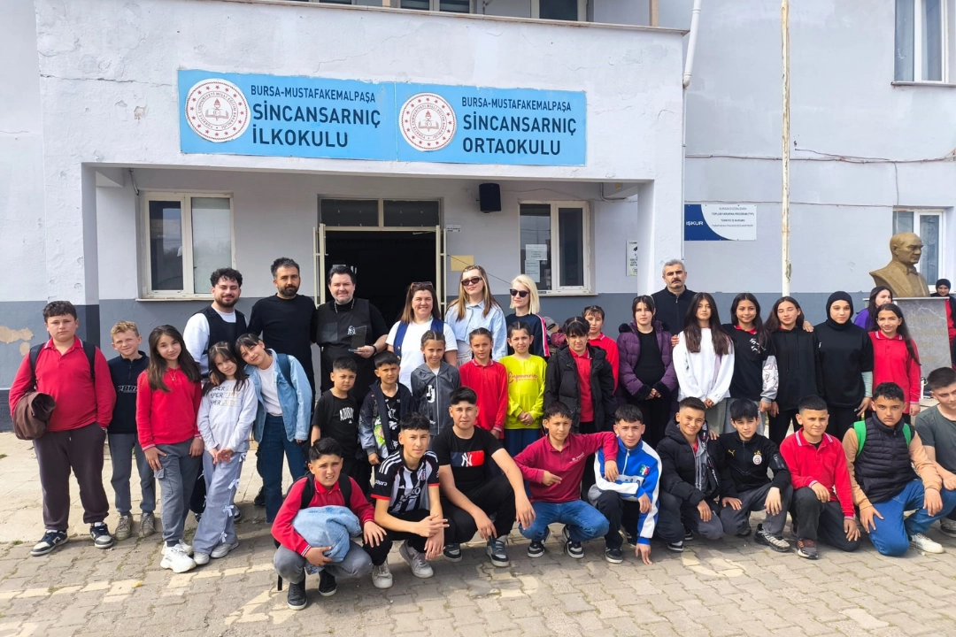 "Öğrencilerin yüzü güldü, saçları şekillendi"