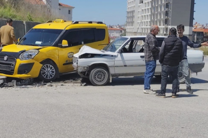 Manavgat'ta kaza: 2 yaralı