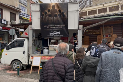 Bursa’da taksicilerden kahraman öğretmen ve öğrencilere vefa