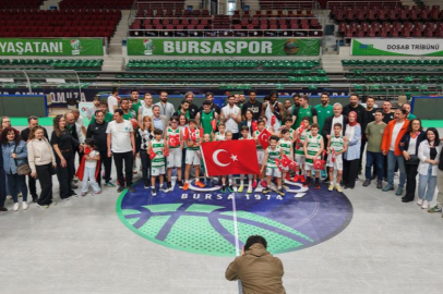Bursaspor Basketbol Takımı'nı 1.20'lik minikler terletti