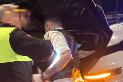 Kayseri’de kaza yaparak yolda kalan sürücü 2.55 promil alkolü çıktı