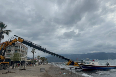 Korkunç kaza! Vincin kopan parçasının altında kalan genç hayatını kaybetti