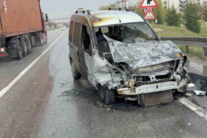 Polis noktasındaki kazada alevlerin arasından çıkarılan sürücü beyin kanaması geçirmiş