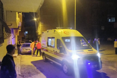 Araç İçerisinde Yangın Çıktı, 3 Kişi Yaralandı