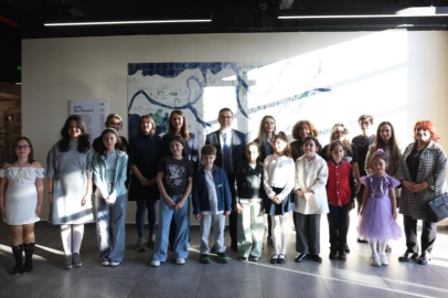 Nilüferli çocuklardan kenti anlatan seramik pano