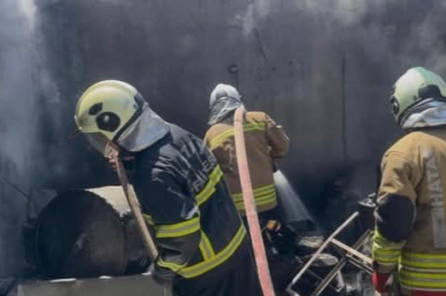 İş Yeri Alev Alev Yandı