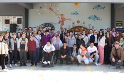 Nilüfer’de “Seramik Dayanışma Duvarı” açıldı