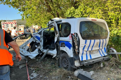 Freni boşalan tır 10 araca çarptı: 1'i polis 3 kişi hayatını kaybetti, 5 kişi yaralandı