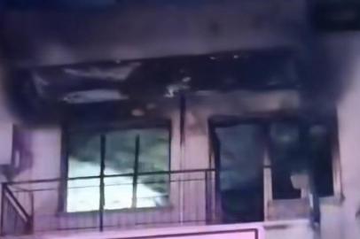 İzmir’de evde çıkan yangında baba öldü, oğlu entübe edildi