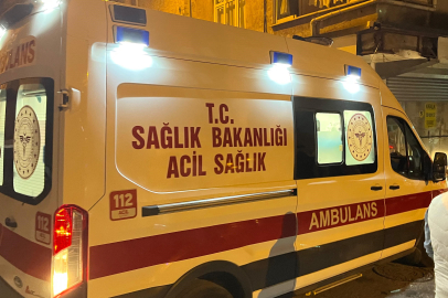 Polis Ekiplerinden Kaçmaya Çalıştılar Kaza Yaptılar...
