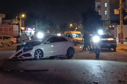 Adana'da Feci Kaza: 1 Ölü, 4 Yaralı