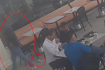 Kafe sahibi, işletmede bulduğu 7 bin lirayı sahibine teslim etti