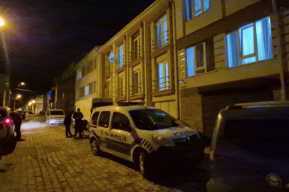 Alkol bağımlısı yaşlı adam yalnız kaldığı evde ölü bulundu