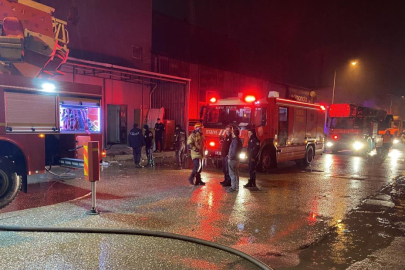 Bursa'da mobilya fabrikası yangını