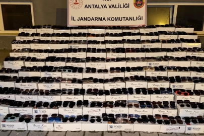 10 milyon TL'lik kaçak güneş gözlüğü operasyonu