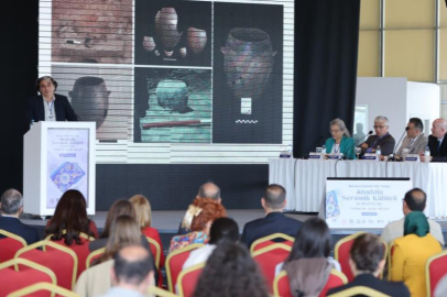 Anadolu'nun seramik kültürü Bursa'da konuşuldu