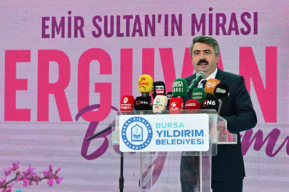 Emirsultan'da Erguvan Bayramı coşkusu