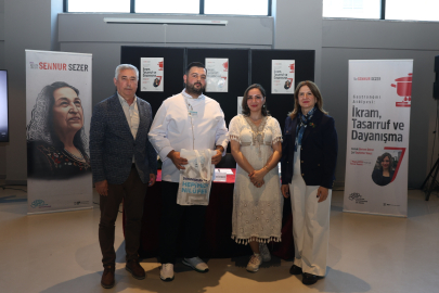Nilüfer’de Sennur Sezer’in mutfak mirası “Gastronomi Atölyesi”nde yaşatıldı