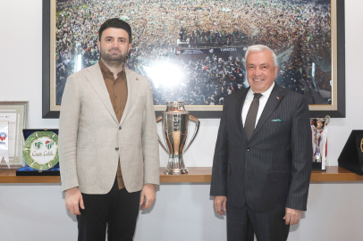 Başkan Özdemir’den Bursaspor’a tebrik ziyareti