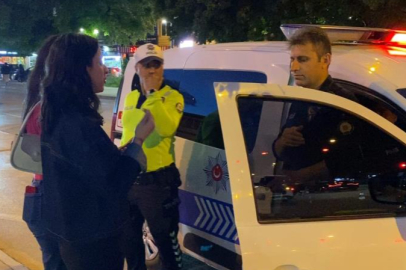 ATM'de unutulan parayı görüp polise teslim etti