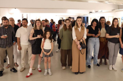 Nilüfer Sanat Atölyeleri’nin Yıl Sonu Sergisi Açıldı