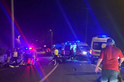 Feci kaza! Motosikletler çarpıştı ! 2 ölü ,1 ağır yaralı