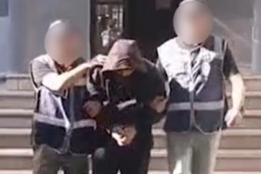 Bursa'da 4 firari yakalandı
