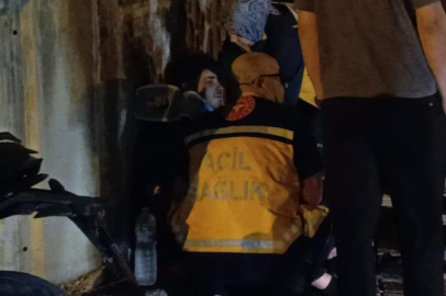 Kontrolden çıkan motosiklet duvara çarptı: 1 yaralı