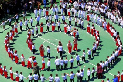 500 kişiyle düz halay rekoru