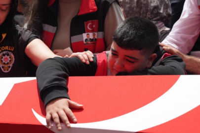 Şehit polislere acı veda