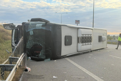 Susurluk'ta yolcu otobüsü devrildi: 25 yaralı
