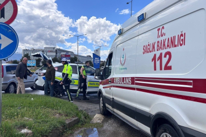 Otomobil ile Çekici Çarpıştı: 3 Yaralı
