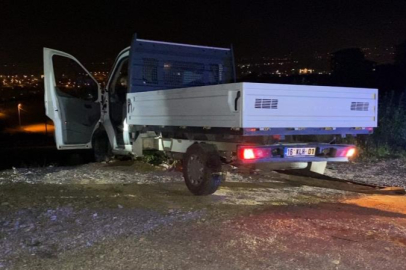 Direksiyon hakimiyetini kaybeden sürücü şarampole uçtu